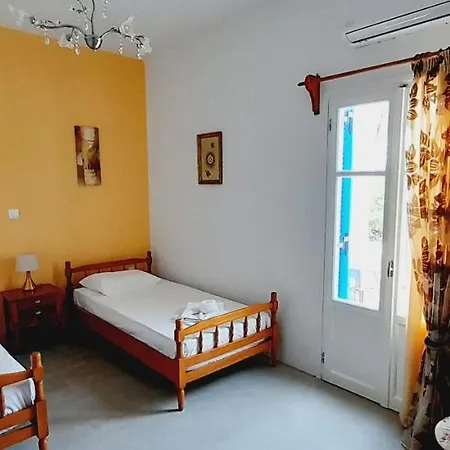 Fragos Apartman Szánda María